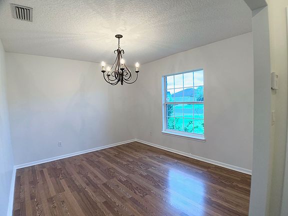 5th image of 6471 Silk Leaf Ln