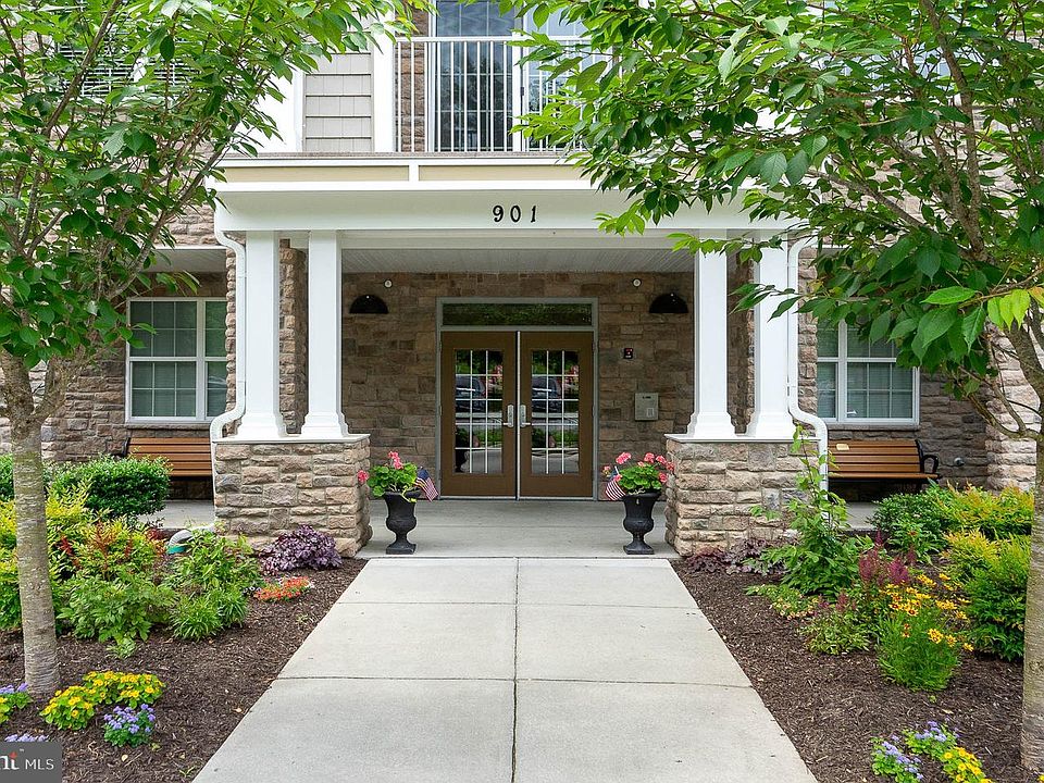 1st image of 901 Macphail Woods Xing APT 3A