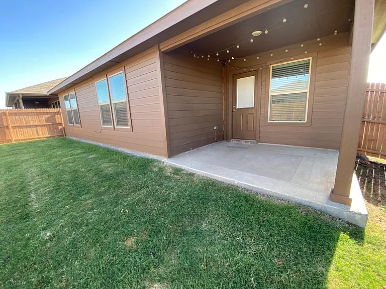 10333 Fort Belknap Trl — Photo 21