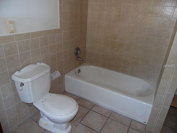 4th image of 3229 40th Ave N