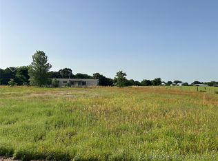 9377 E 323rd St S, Porum, OK 74455