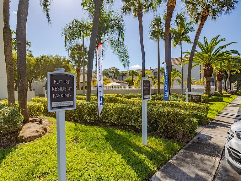 Legacy at Hialeah — Photo 15