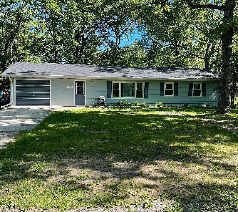 1st image of 3392 Genesse St