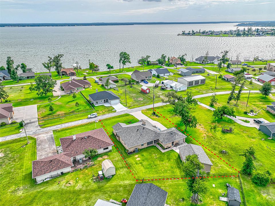 1st image of 279 Shorthorn Dr