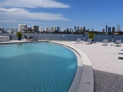 16565 NE 26th Ave APT 3F, North Miami Beach, FL, 33160