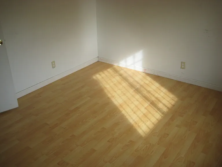 5825 Harmon Ave — Photo 5