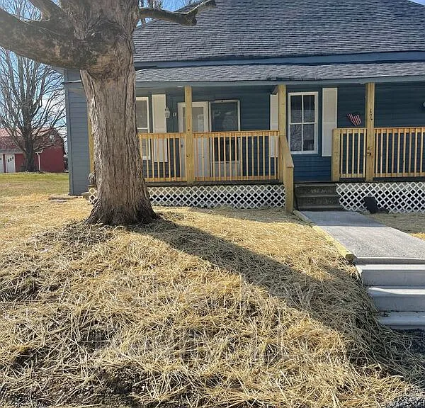 17 Sunset Ave #1 — Photo 1
