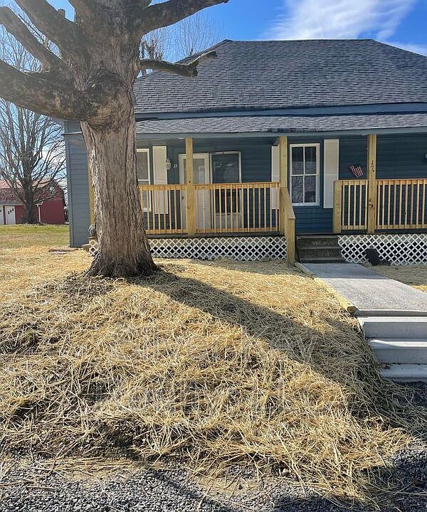 1st image of 17 Sunset Ave #1