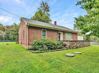 4468 W River Rd, Salem, VA 24153