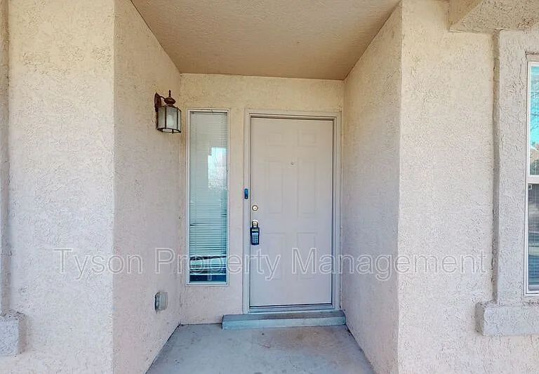 8028 Pony Hills Pl NW — Photo 3