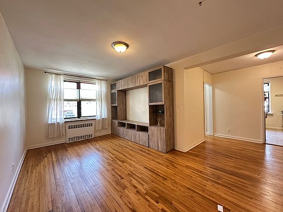 5th image of 52-30 39th Ave #1B