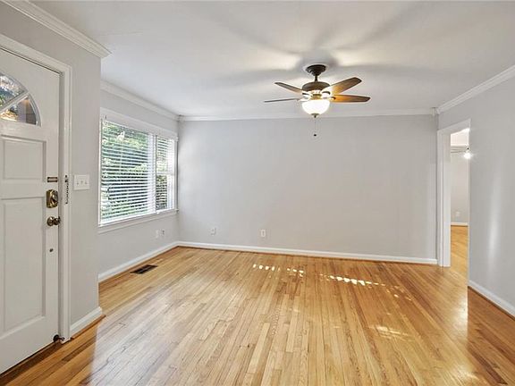 2nd image of 1050 Briar Vista Ter