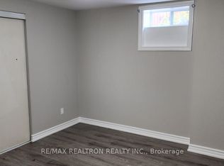 70 Clementine Sq, Toronto, ON M1G 2V7