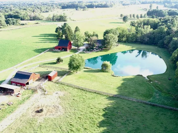 9059 E Prospect Rd, Hillsboro, OH 45133
