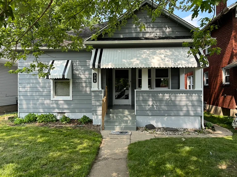 338 N Poplar St — Photo 1