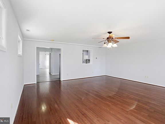 5th image of 3961 Rectortown Rd