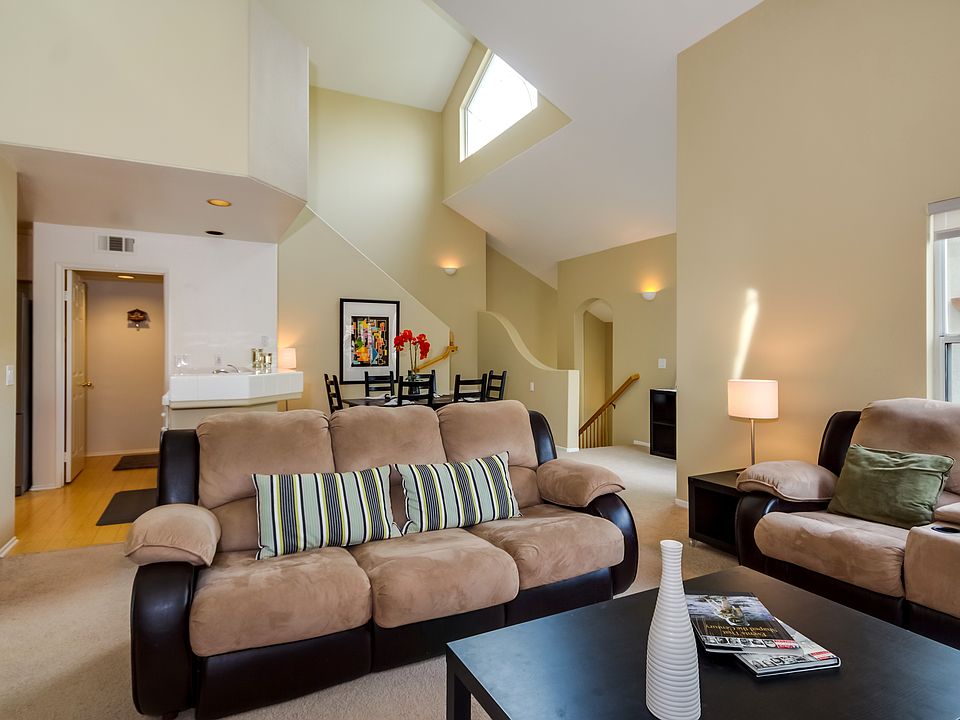 1st image of 112 La Mirage Cir