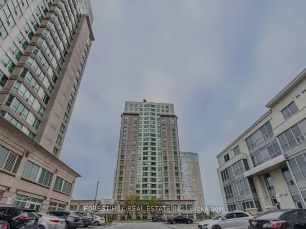 18 Lee Centre Dr, Toronto, ON