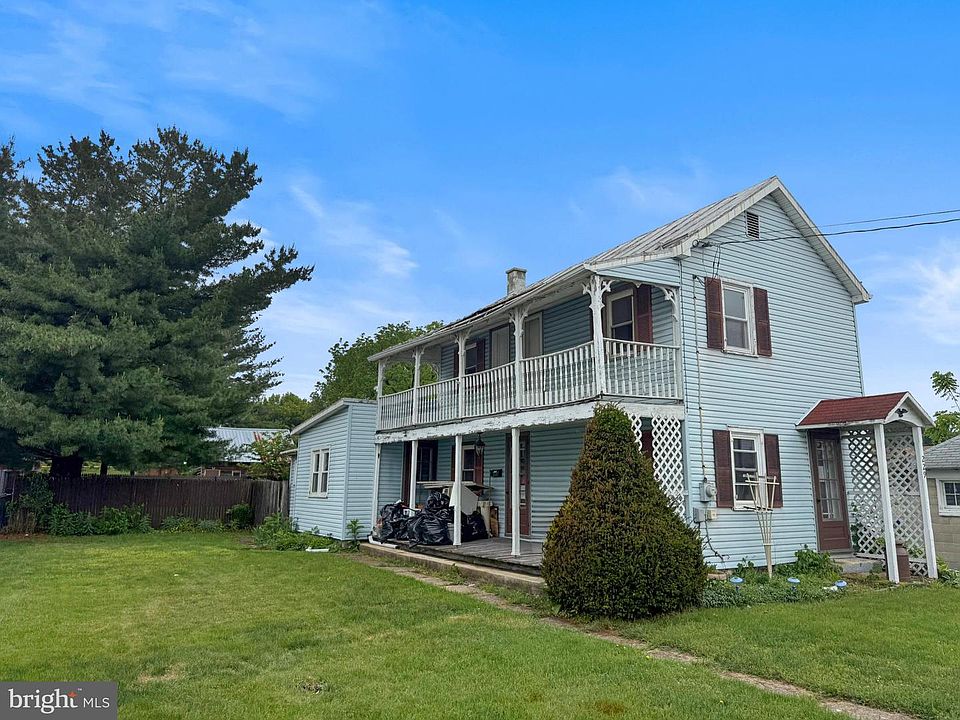 1st image of 229 Chestnut St