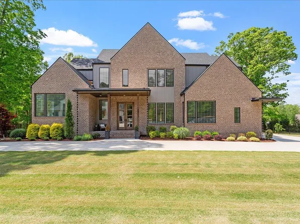 5803 Vintage Oak Ln, Raleigh, NC 27613