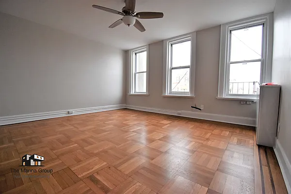 Rented by Bold New York | media 17