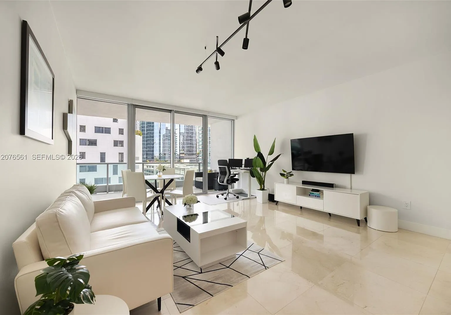 Jade Residences At Bricke — Photo 2