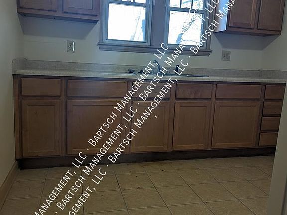 4th image of 722 W Glendale Ave #5