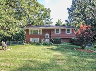 212 Illini Dr, Hopewell, IL 61565