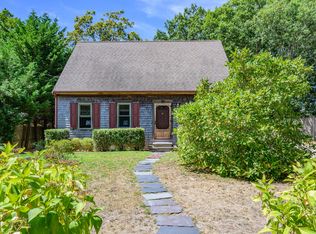213 Hinckley Rd, Hyannis, MA 02601