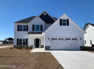 759 Secession Ln, Jacksonville, NC 28546