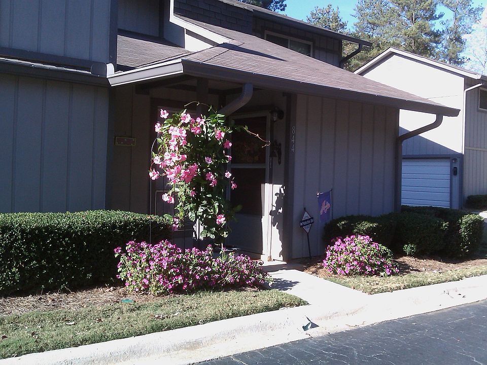 Plants grow Great at 844 Manning Villas Ct SW, Marietta, GA 30064