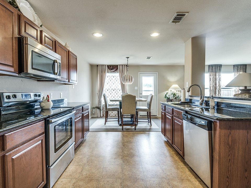 1st image of 12974 Adela Dr