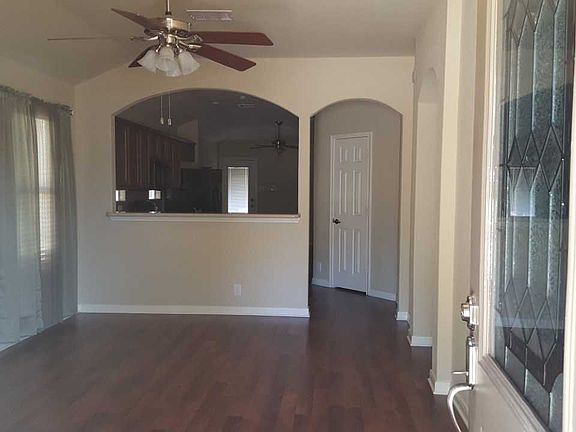 4th image of 1026 Birdsong Ln