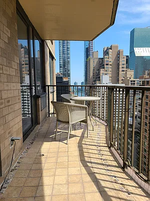 Rented by Corcoran | media 21