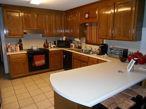 3rd image of 2832 Willow Wood Cir