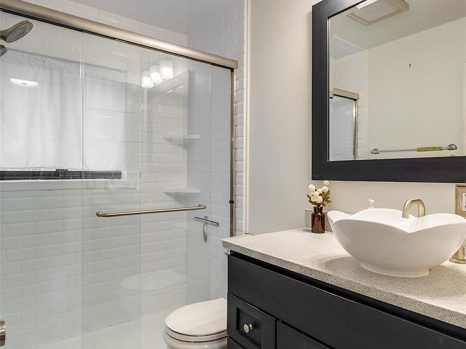 1136 N Selfridge Blvd, photo 20