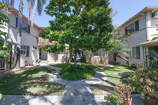 3720 S Centinela Ave #3722-1/2
