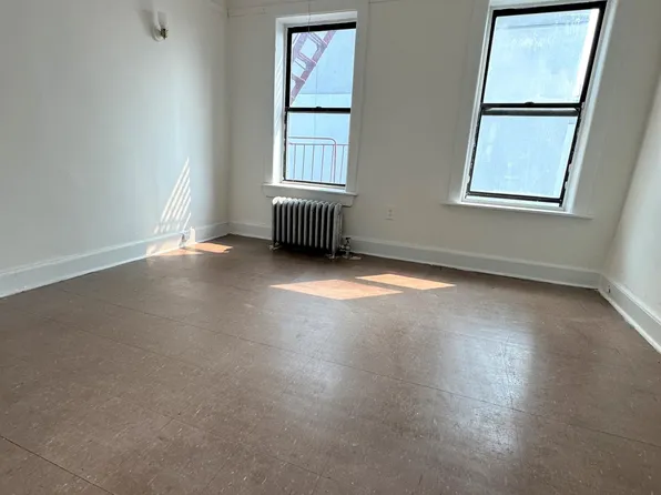 (undisclosed Address), Bronx, NY 10460