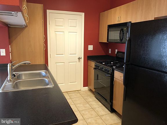 5th image of 13506 Derry Glen Ct APT 401