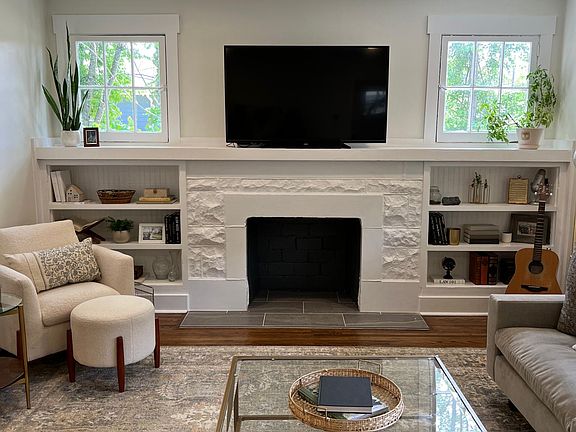 2nd image of 16 Sequoia Dr