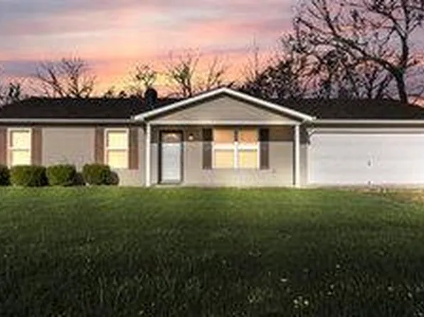 161 Sycamore Creek Dr, Winfield, MO 63389