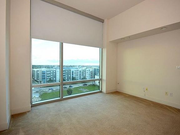 2nd image of 1120 E Kennedy Blvd Unit 828