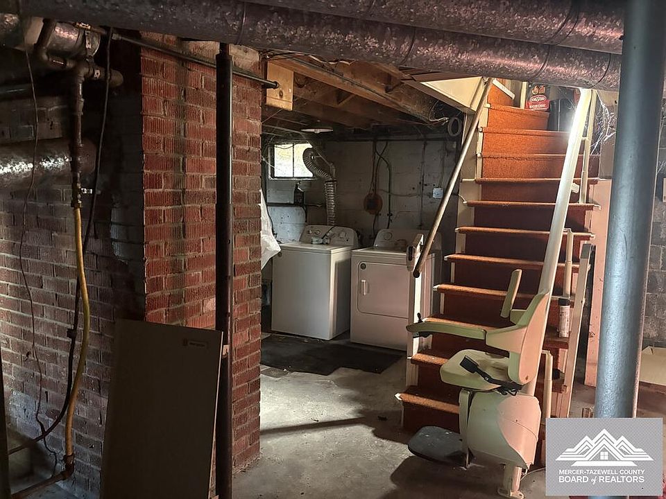 10th image of 1301 Whitethorn St