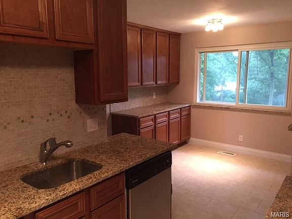 2nd image of 11925 Craig View Dr