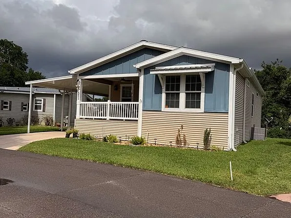 571 Oak Island Cir, Plant City, FL 33565