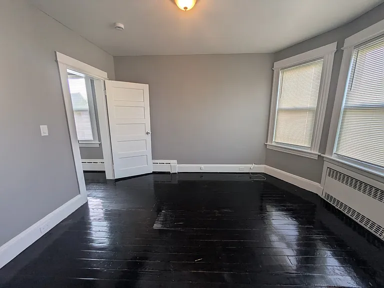 129 Sage Ave #O2R — Photo 8