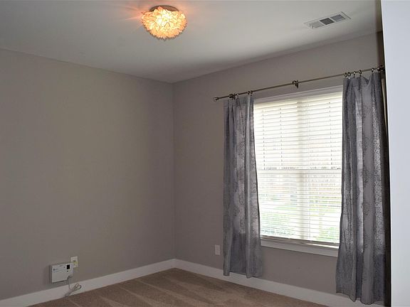 2nd image of 331 Finnhorse Ln