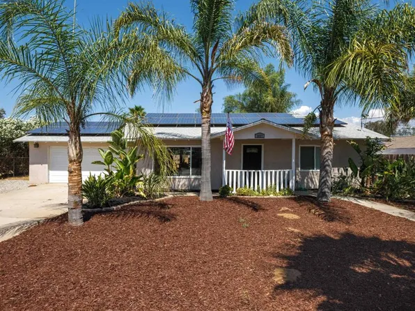 3027 Dye Rd, Ramona, CA 92065