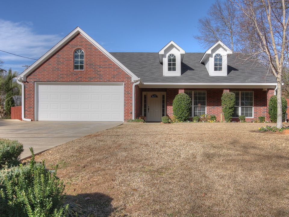 1st image of 1001 Bazzell Dr