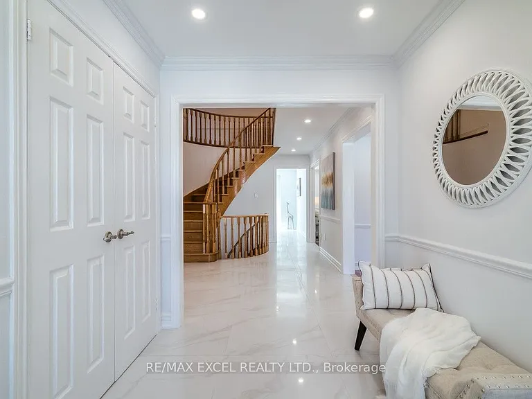 310 Raymerville Dr — Photo 3